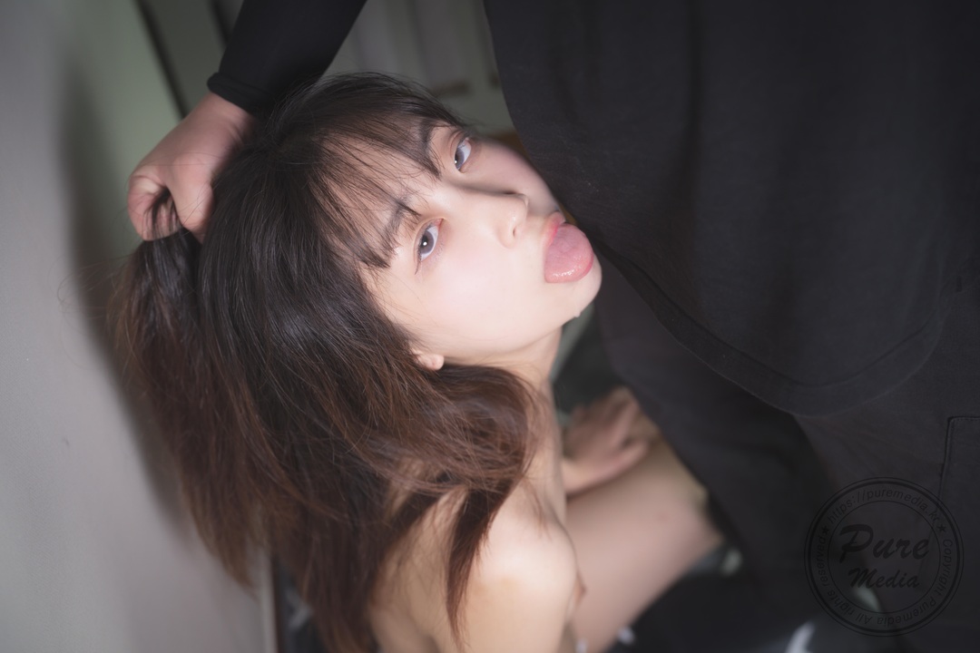 Hina (히나) - [Pure Media] Vol.258 Share My Girlfriend
